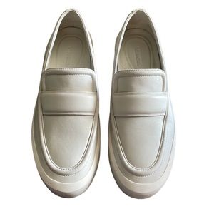Vince NWOT Ghita off white leather platform slip ons